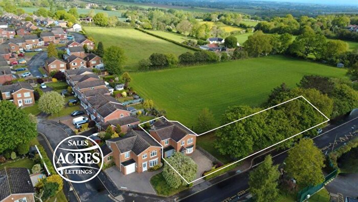 4 Bedroom Detached House For Sale In Worcester Lane, Four Oaks, Sutton Coldfield, B75