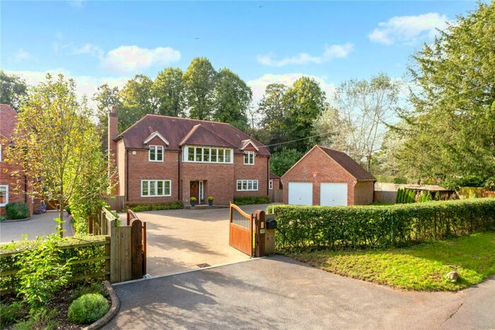 4 Bedroom Detached House For Sale In Charlton Down, Andover, Hampshire, SP11