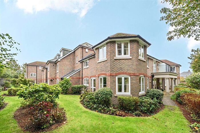 2 Bedroom Retirement Property For Sale In Barnes Lodge, Dorchester, DT1