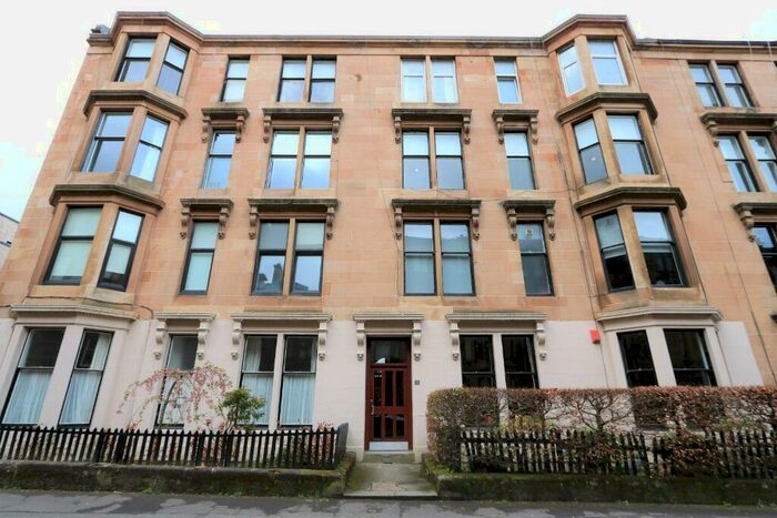3 Bedroom Flat To Rent In North Gardner Street, Hyndland, Glasgow, G11