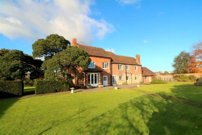 6 Bedroom Detached House To Rent In Newent Road, Highnam, Gloucester, GL2