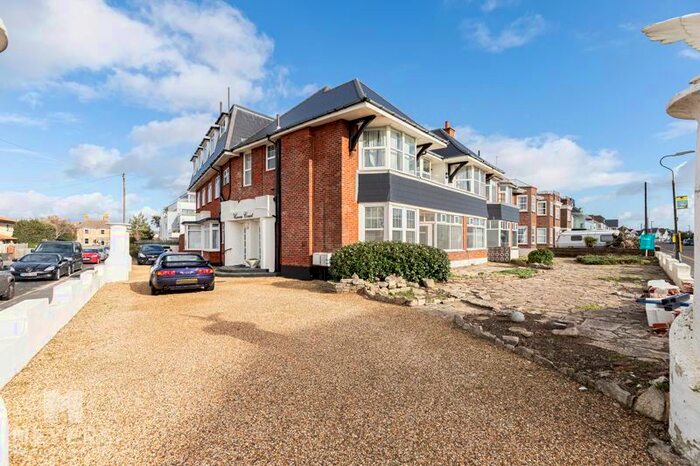 2 Bedroom Flat To Rent In Haven Court, Marine Road, Southbourne, BH6