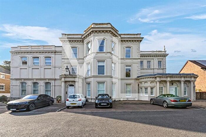 2 Bedroom Flat To Rent In Cedars Close, Belmont Hill, Blackheath, SE13