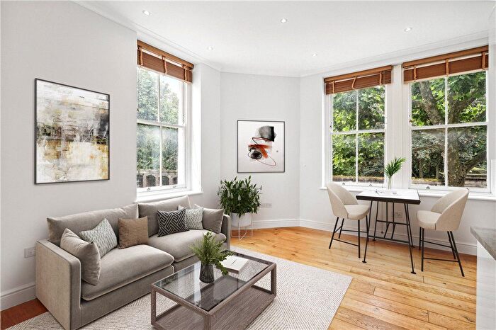 1 Bedroom Flat To Rent In Kramer Mews, Earls Court, London, SW5