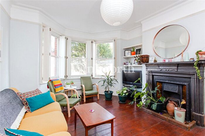 2 Bedroom Flat To Rent In Salisbury Mansions, London, N15