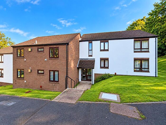 2 Bedroom Flat For Sale In Devonshire Drive, Portishead, BS20