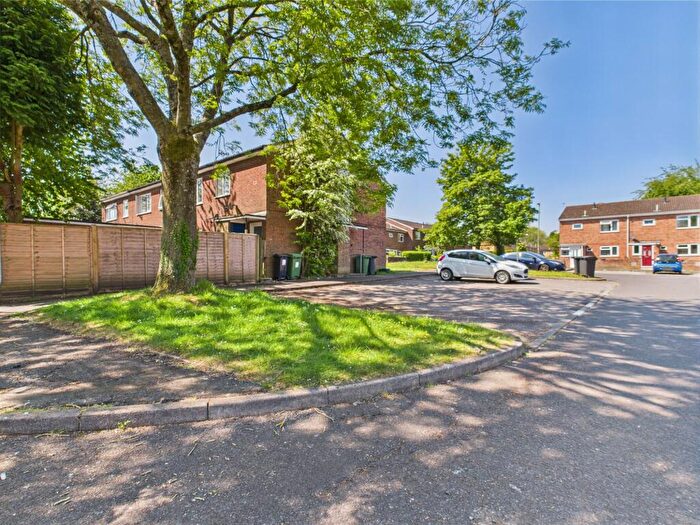 2 Bedroom Flat To Rent In Pershore Road, Popley, Basingstoke, RG24