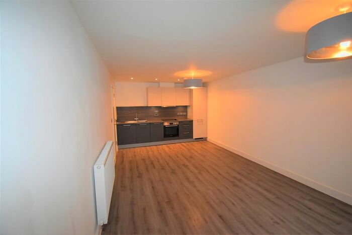 2 Bedroom Flat To Rent In Victoria Point, George Street, Ashford, TN23