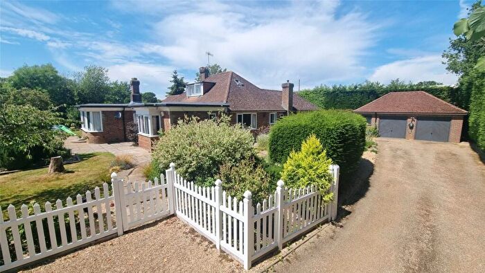 4 Bedroom Detached House For Sale In Warltersville Way, Horley, RH6