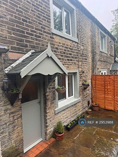 2 Bedroom Semi-Detached House To Rent In Brownroyd Hill, Bradford, BD6
