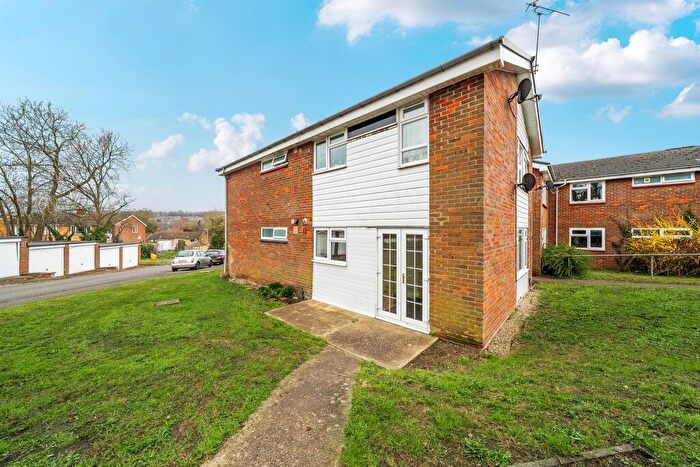 2 Bedroom Apartment To Rent In Douglas Gardens, Berkhamsted, HP4