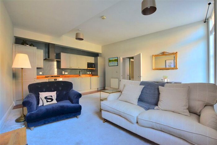 1 Bedroom Apartment To Rent In Lee High Road, Lee, London, SE12