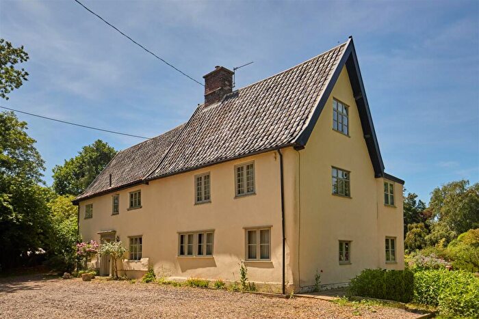 4 Bedroom Detached House For Sale In Upper Street, Gissing, Diss, IP22