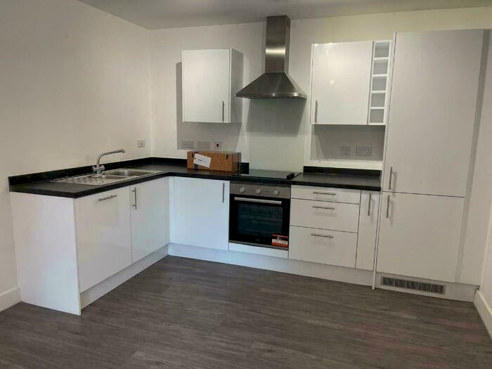 1 Bedroom Apartment To Rent In Herbert House, Blanchfort Close, Tile Hill, Coventry, West Midlands, CV4