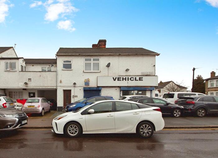 1 Bedroom Flat For Sale In Brentwood Road, Romford, RM1