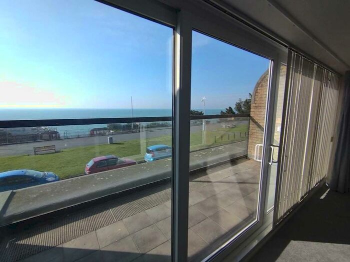 2 Bedroom Apartment To Rent In Priors Lees, - The Leas, Folkestone, CT20