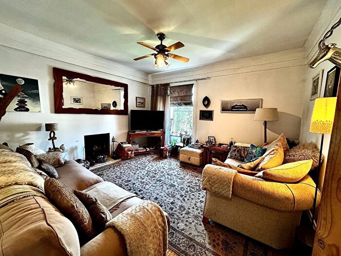 2 Bedroom Flat For Sale In Ritchie Street, Millport, Isle Of Cumbrae, KA28