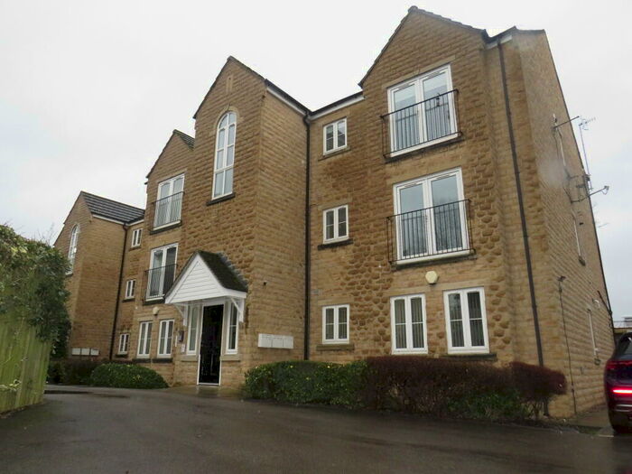 2 Bedroom Apartment To Rent In Airedale Place, Baildon, Shipley, BD17