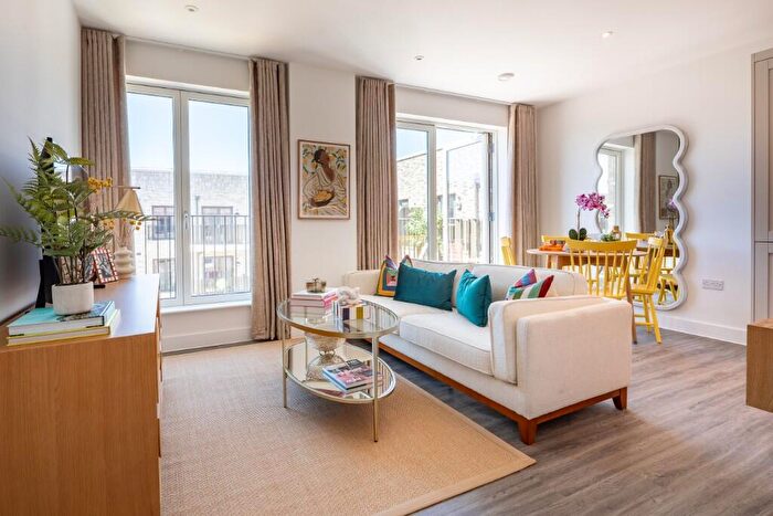 1 Bedroom Apartment For Sale In Forest Road, Walthamstow, E17