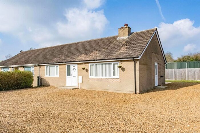 2 Bedroom Bungalow To Rent In Kettering Road, Weldon, Corby, NN17