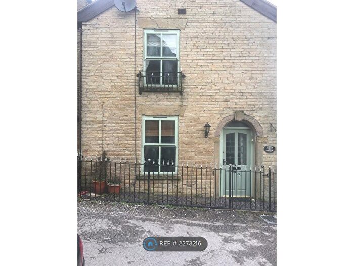 2 Bedroom Detached House To Rent In Buxton Rd, High Peak, SK23