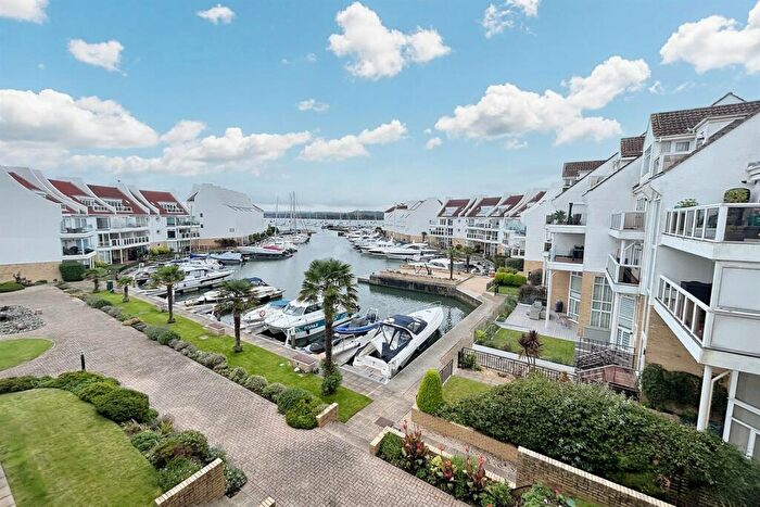 3 Bedroom Flat For Sale In Hamworthy, BH15