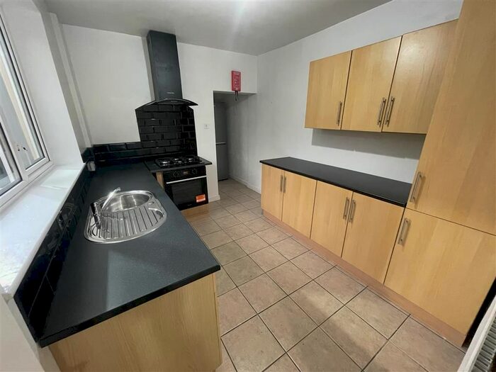 4 Bedroom Property To Rent In Comet Street, Roath, Cardiff CF24