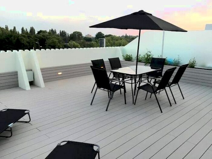 1 Bedroom Flat To Rent In Western Avenue, Perivale, Greenford, UB6