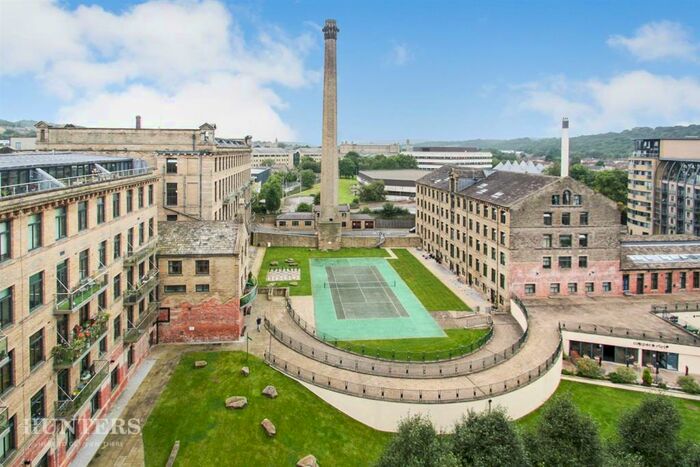 2 Bedroom Apartment To Rent In Northern Lights, Salts Mill Road, Shipley, West Yorkshire, BD17