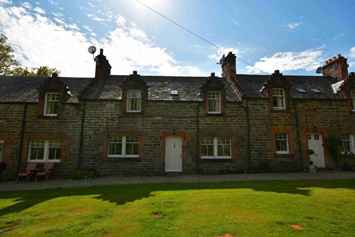 3 Bedroom Cottage To Rent In Erchless Cottages, Struy, Beauly, IV4