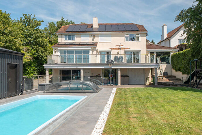 5 Bedroom Detached House For Sale In Wellsway, Keynsham, BS31