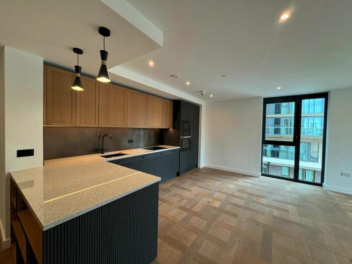 2 Bedroom Apartment To Rent In Merino Gardens, London, E1W