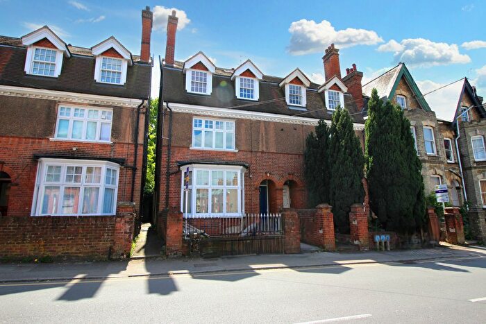 1 Bedroom Flat To Rent In York Road, Guildford, GU1