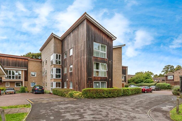 2 Bedroom Flat For Sale In Regents Park Road, Regents Park, Southampton, SO15