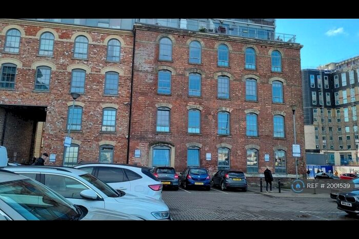 2 Bedroom Flat To Rent In Block, Nottingham, NG2