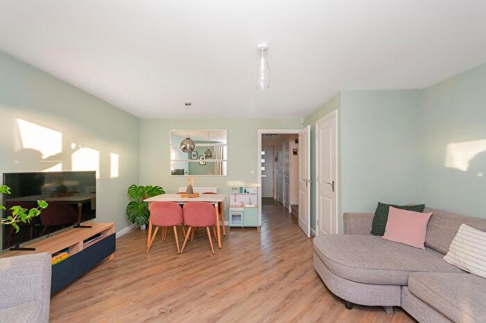 3 Bedroom End Terrace House For Sale In Willowherb Road, Lyde Green, BS16