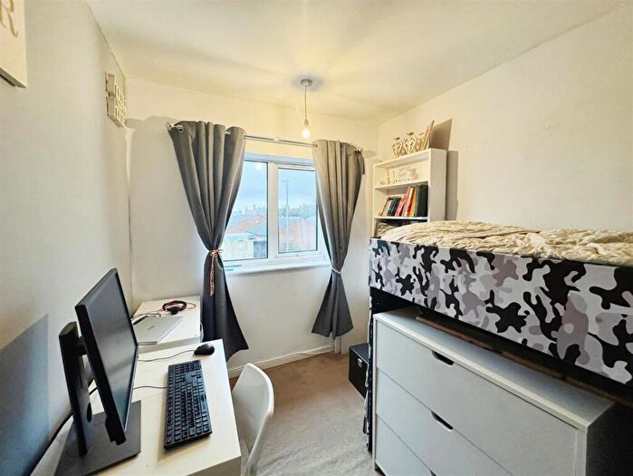 3 Bedroom Semi-Detached House For Sale In Whittington Drive, Ratby, Leicester, LE6