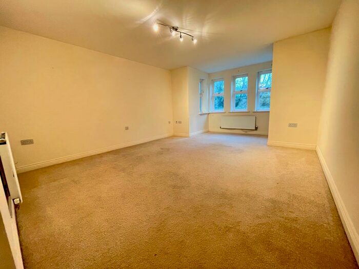 2 Bedroom Apartment To Rent In Gyosei Gardens, Willen Park, Milton Keynes, MK15