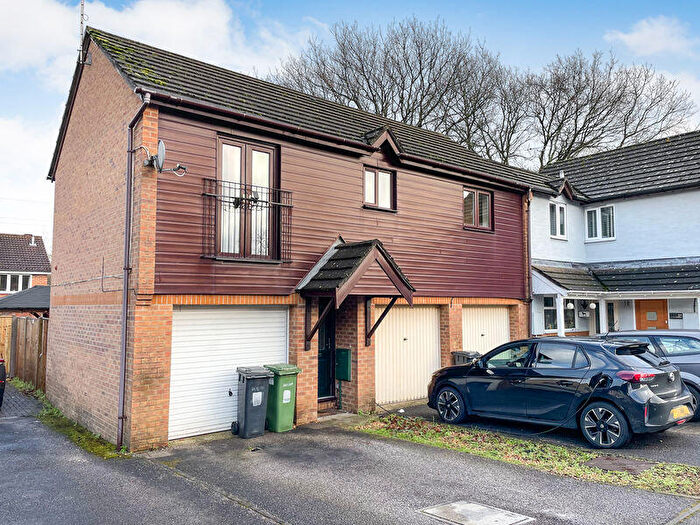 2 Bedroom Property For Sale In Cheltenham Gardens, Hedge End, SO30