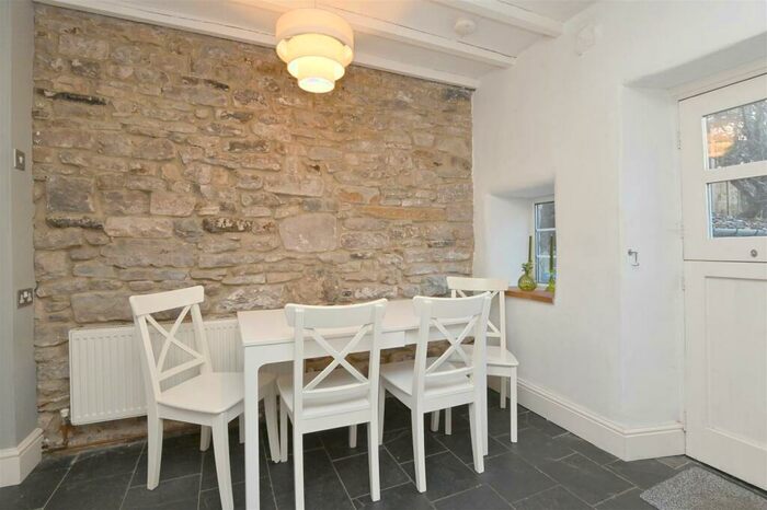 3 Bedroom Terraced House For Sale In Main Road, Hathersage, Hope Valley, S32