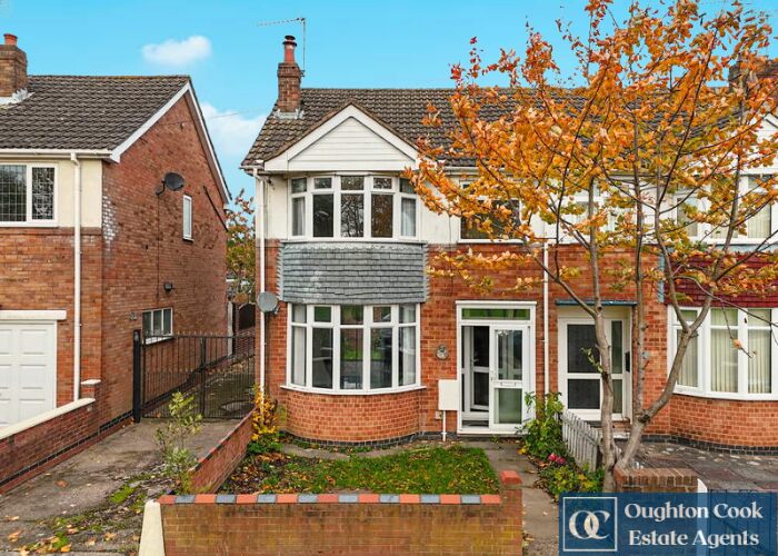 3 Bedroom End Terrace House For Sale In Wildmoor Close, Coventry, CV2