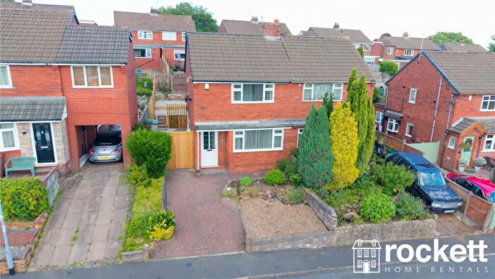3 Bedroom Semi-Detached House To Rent In Dartford Place, Stoke On Trent, Staffordshire, ST6