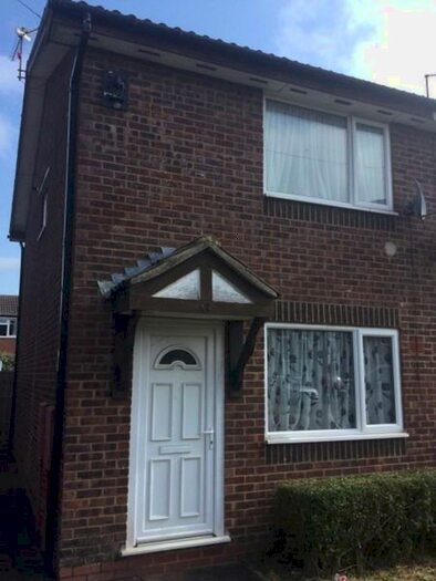 2 Bedroom Property To Rent In Dickens Drive, Kettering, NN16