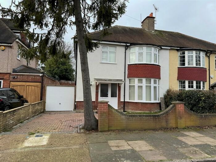 1 Bedroom Semi-Detached House To Rent In Bassett Gardens, Osterley, Isleworth, TW7