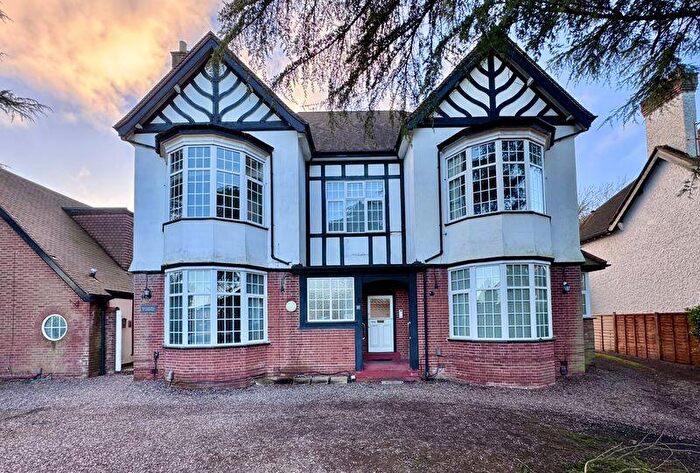 1 Bedroom Flat For Sale In Apt Royal Sutton Mews, Lichfield Road, Sutton Coldfield, B74