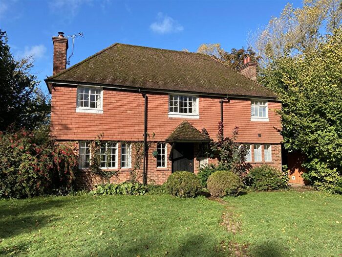 4 Bedroom Detached House To Rent In Foxhole Lane, Hawkhurst, Kent, TN18