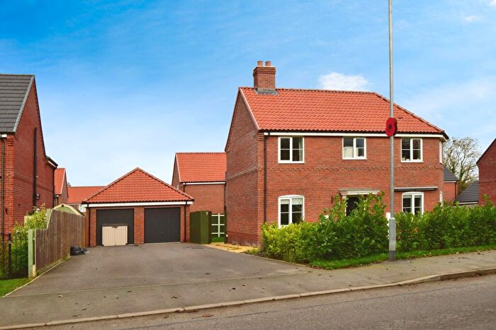 4 Bedroom Detached House For Sale In Station Road, Spalding, PE11