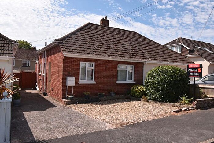 2 Bedroom Semi-Detached Bungalow For Sale In Brookside Crescent, Exeter, EX4