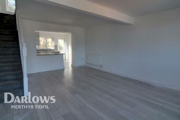3 Bedroom Terraced House To Rent In Tonypandy, CF40