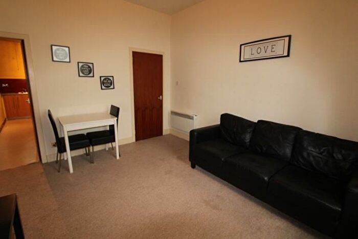 2 Bedroom Flat To Rent In D Bedford Road, Aberdeen, AB24